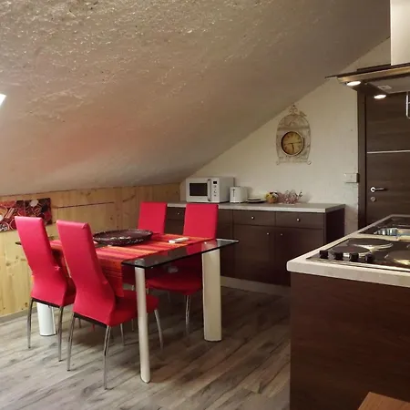 Flache Kornblume By Interhome * Террануова-Браччолини